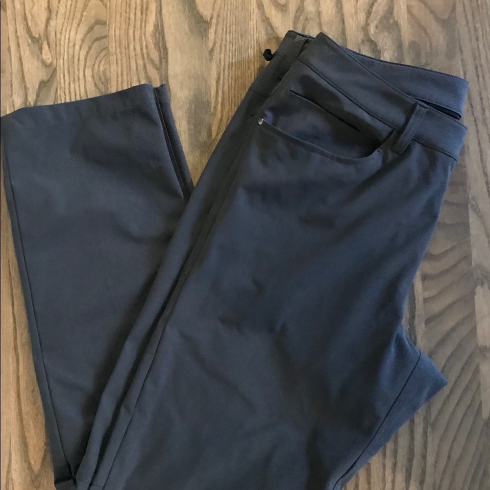 Men’s lululemon ABC pants classic